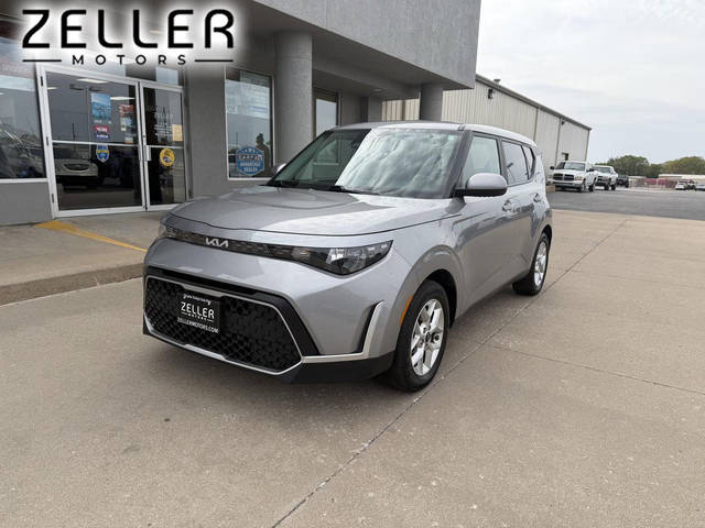 2023 Kia Soul LX FWD photo
