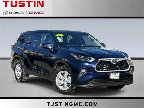 2023 Toyota Highlander L FWD photo