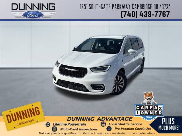 2022 Chrysler Pacifica Minivan Hybrid Touring L FWD photo