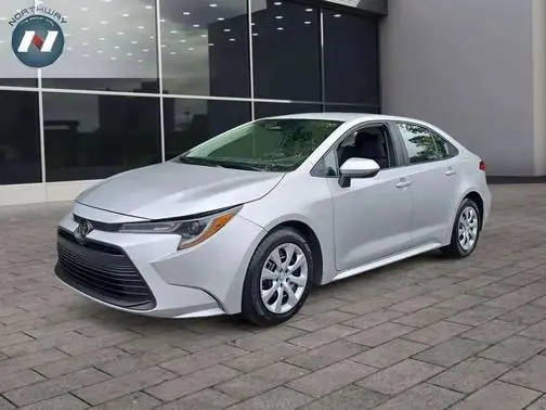 2023 Toyota Corolla LE FWD photo