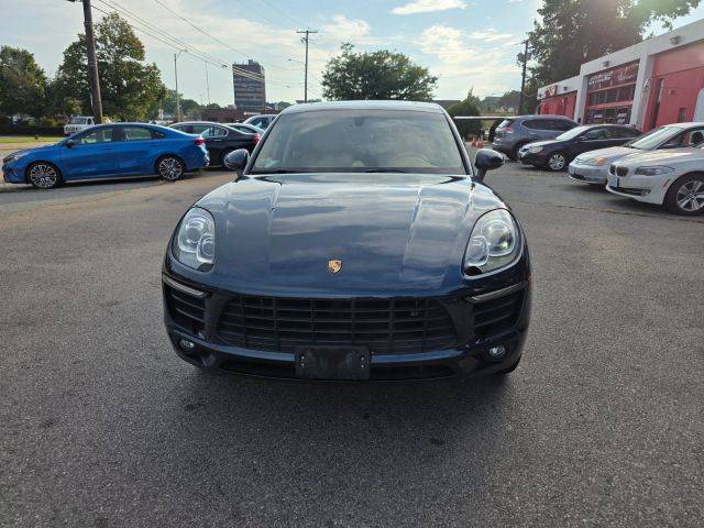 2016 Porsche Macan S AWD photo