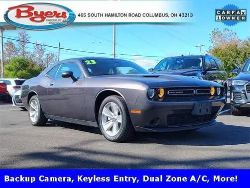 2023 Dodge Challenger SXT RWD photo