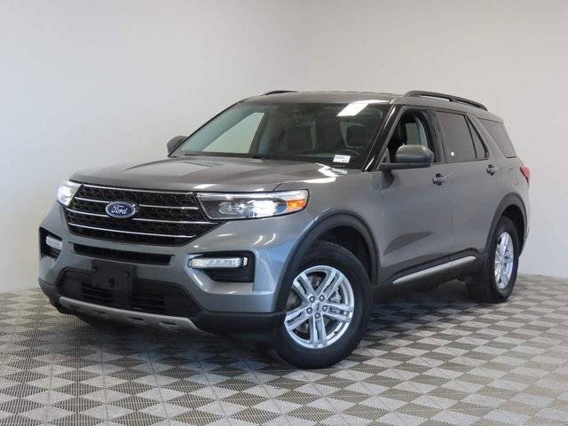 2023 Ford Explorer XLT 4WD photo