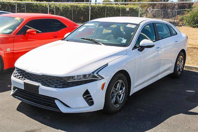2023 Kia K5 LXS FWD photo