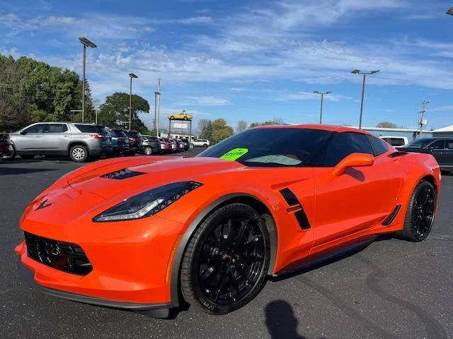 2019 Chevrolet Corvette Grand Sport 2LT RWD photo