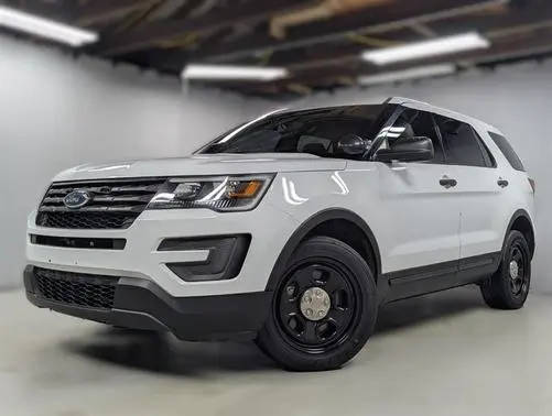 2017 Ford Explorer  AWD photo