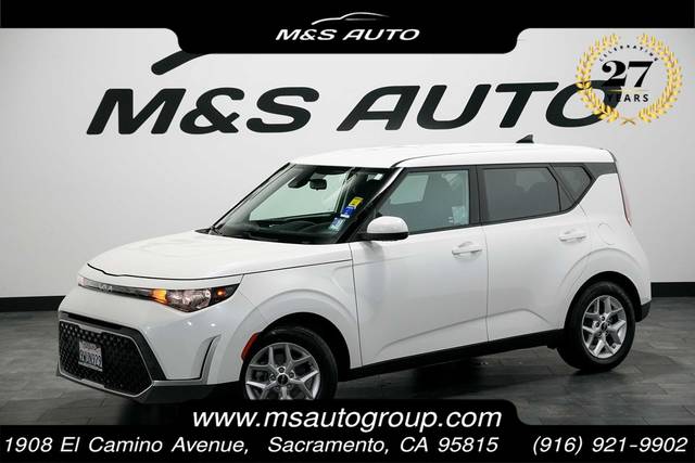 2023 Kia Soul LX FWD photo