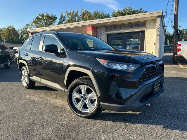2020 Toyota RAV4 Hybrid LE AWD photo