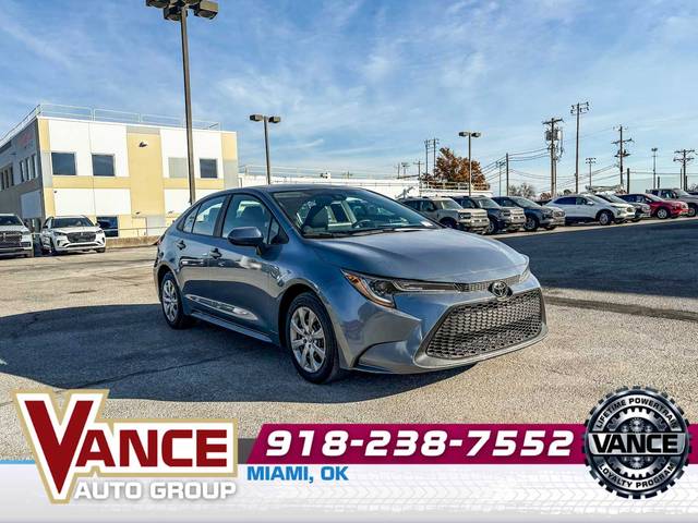 2022 Toyota Corolla LE FWD photo