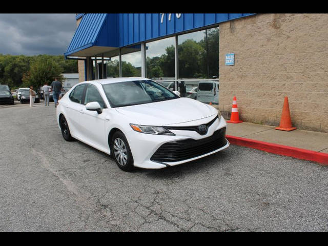 2020 Toyota Camry Hybrid LE FWD photo