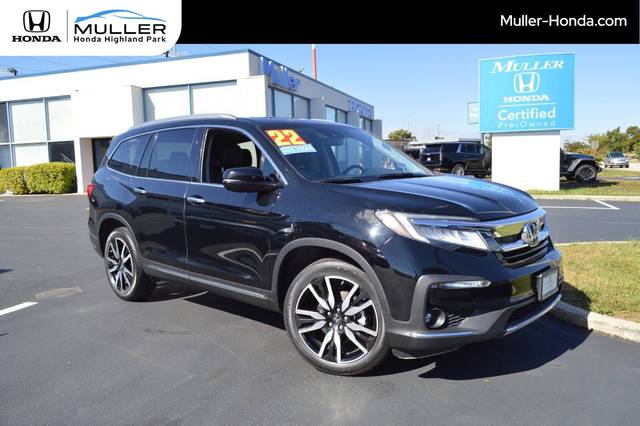 2022 Honda Pilot Touring 7-Passenger AWD photo