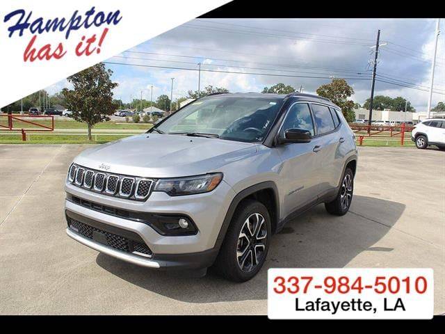 2023 Jeep Compass Limited 4WD photo