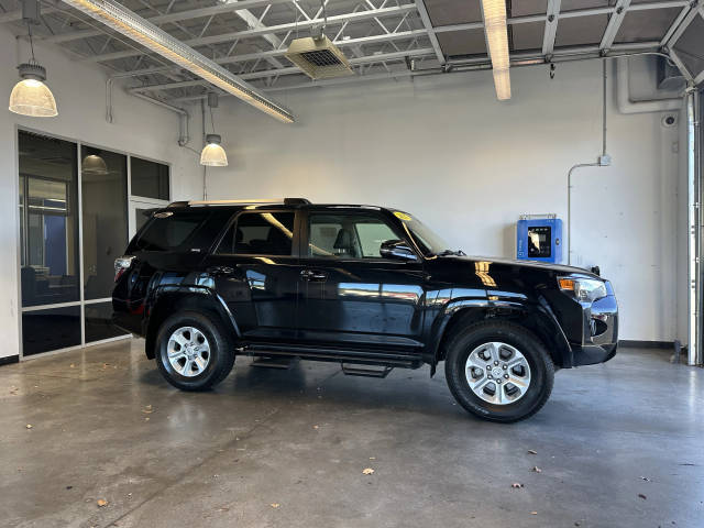 2021 Toyota 4Runner SR5 Premium 4WD photo