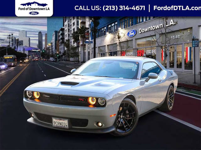 2022 Dodge Challenger R/T Scat Pack RWD photo