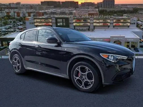 2022 Alfa Romeo Stelvio Ti AWD photo