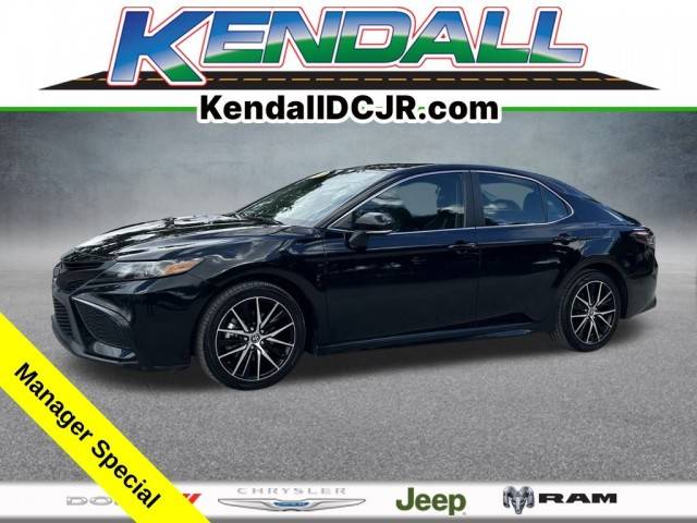 2023 Toyota Camry SE FWD photo