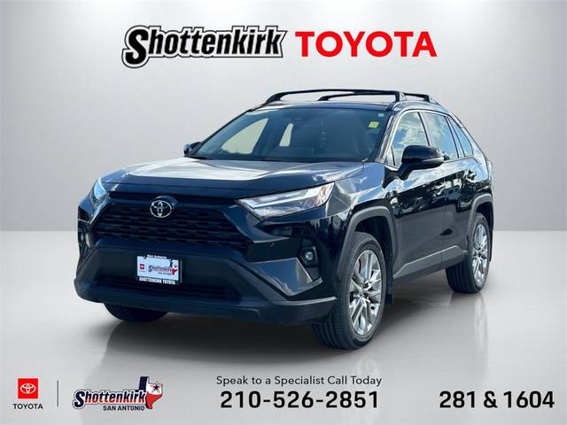 2023 Toyota RAV4 XLE Premium FWD photo