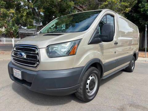 2017 Ford Transit Van RWD photo