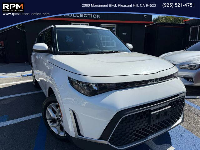 2023 Kia Soul LX FWD photo