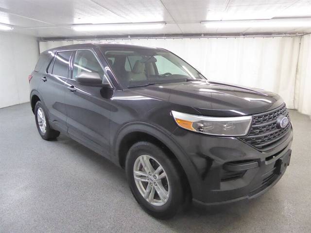 2022 Ford Explorer Base 4WD photo