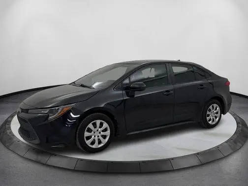 2020 Toyota Corolla LE FWD photo