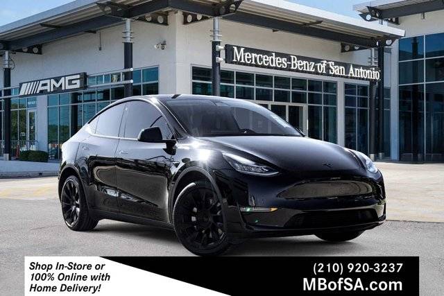 2023 Tesla Model Y Long Range AWD photo