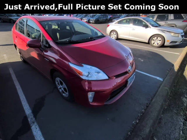 2015 Toyota Prius Three FWD photo