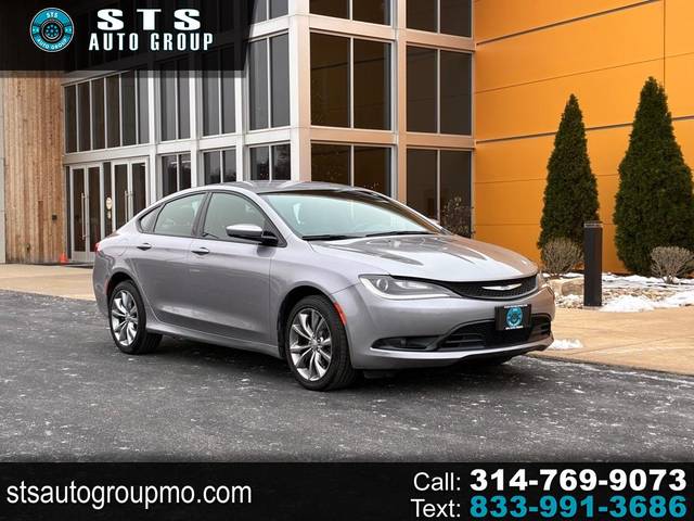 2015 Chrysler 200 S AWD photo