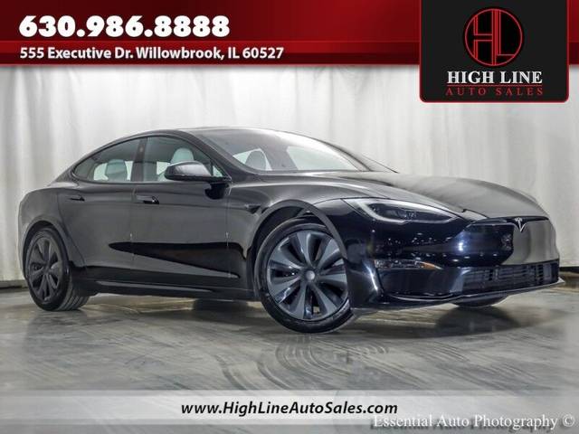 2023 Tesla Model S Standard Range AWD photo