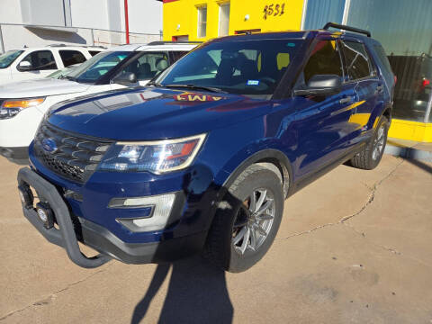2017 Ford Explorer  AWD photo