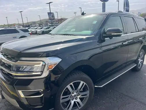 2023 Ford Expedition Limited 4WD photo