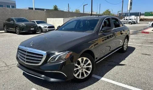 2019 Mercedes-Benz E-Class E 300 RWD photo