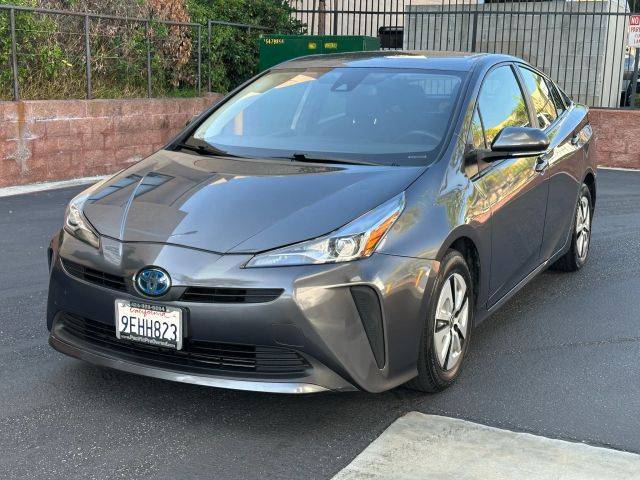 2022 Toyota Prius L Eco FWD photo