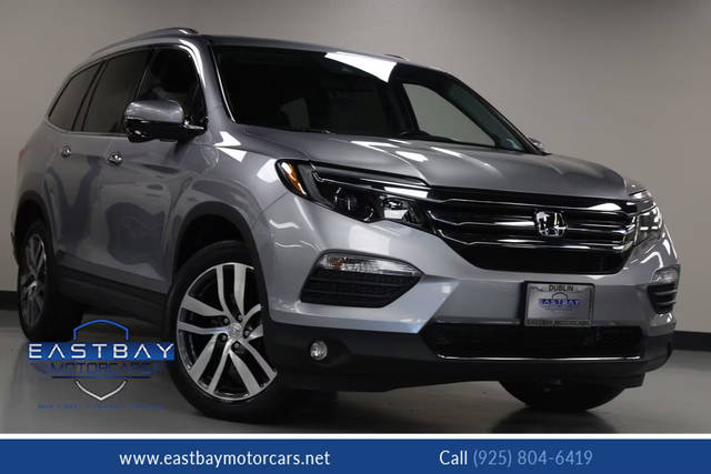 2016 Honda Pilot Touring AWD photo