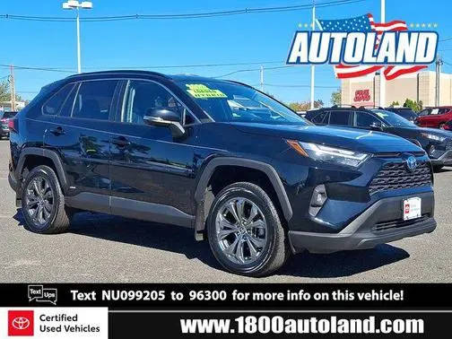 2022 Toyota RAV4 Hybrid XLE Premium AWD photo