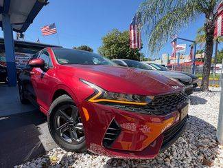 2022 Kia K5 LXS FWD photo