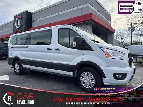 2022 Ford Transit Passenger Wagon XLT RWD photo