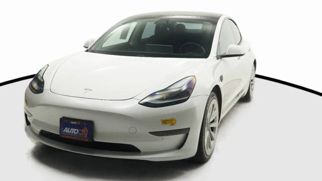 2021 Tesla Model 3 Standard Range Plus RWD photo