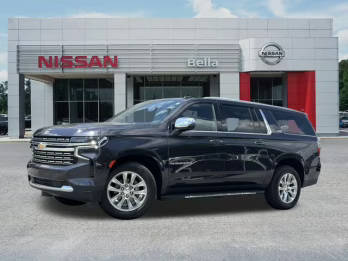 2023 Chevrolet Suburban Premier RWD photo