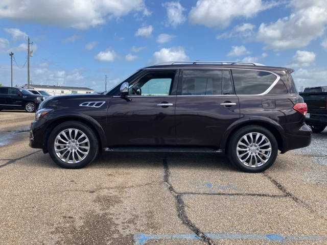 2015 Infiniti QX80 RWD photo