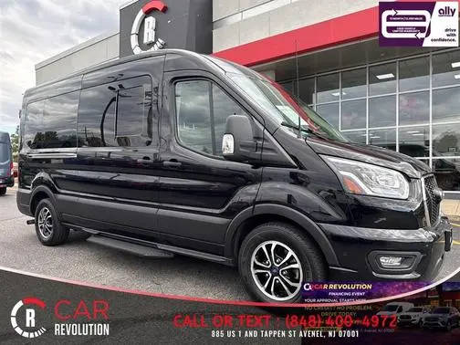2023 Ford Transit Passenger Wagon XLT RWD photo