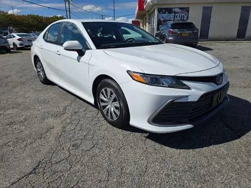 2022 Toyota Camry Hybrid LE FWD photo