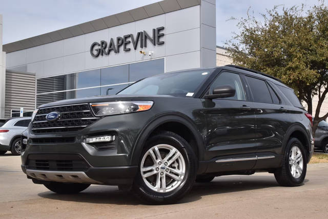 2023 Ford Explorer XLT 4WD photo