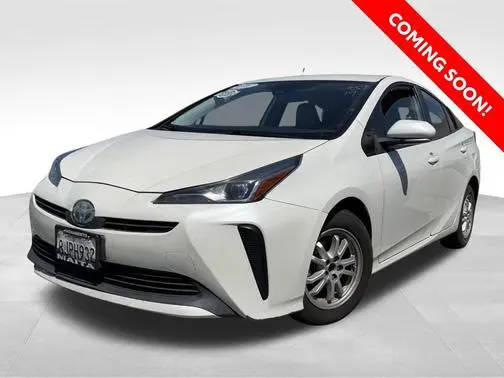 2019 Toyota Prius L Eco FWD photo