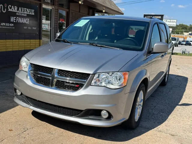 2019 Dodge Grand Caravan SXT FWD photo