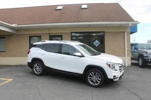 2023 GMC Terrain SLT FWD photo