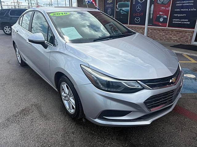 2018 Chevrolet Cruze LT FWD photo