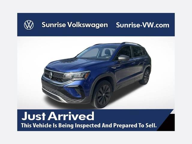2022 Volkswagen Taos S FWD photo