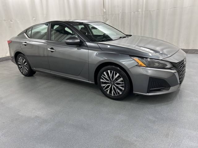 2023 Nissan Altima 2.5 SV FWD photo