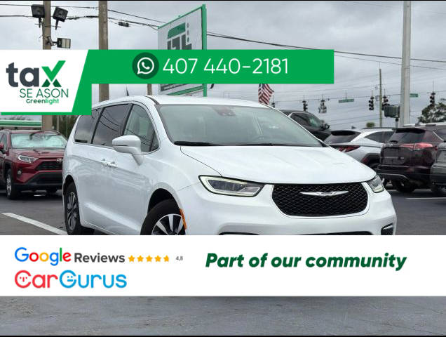 2022 Chrysler Pacifica Minivan Hybrid Touring L FWD photo